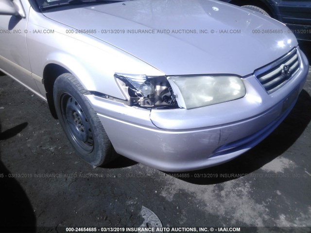 4T1BG22K91U044695 - 2001 TOYOTA CAMRY CE/LE/XLE GOLD photo 6