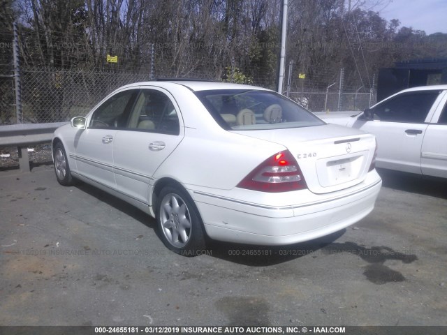 WDBRF61JX3A431846 - 2003 MERCEDES-BENZ C 240 WHITE photo 3