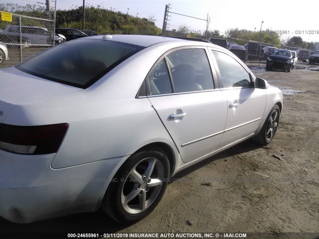 5NPEU46F28H306760 - 2008 HYUNDAI SONATA SE/LIMITED WHITE photo 4