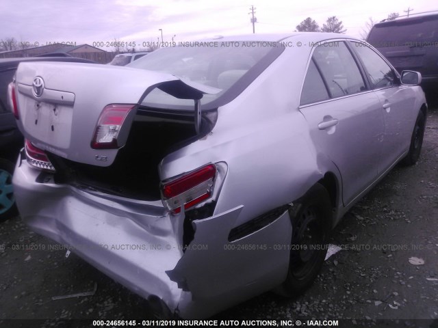 4T1BF3EK0BU189212 - 2011 TOYOTA CAMRY SE/LE/XLE SILVER photo 4