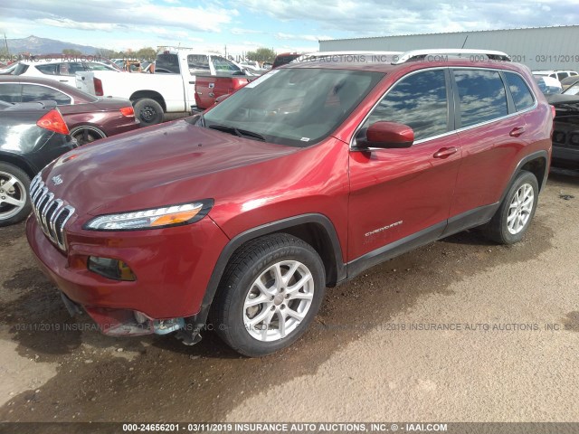 1C4PJLCB0HD221418 - 2017 JEEP CHEROKEE LATITUDE RED photo 2