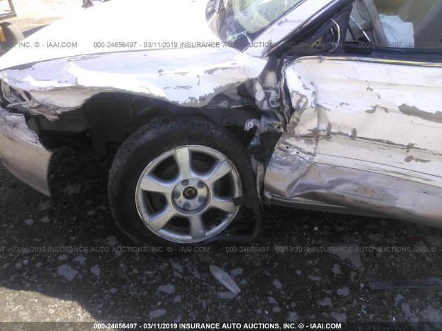 2T1CF22P9XC116234 - 1999 TOYOTA CAMRY SOLARA SE/SLE WHITE photo 6