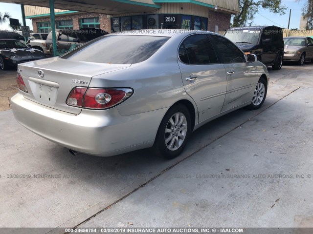 JTHBF30G225022687 - 2002 LEXUS ES 300 SILVER photo 4