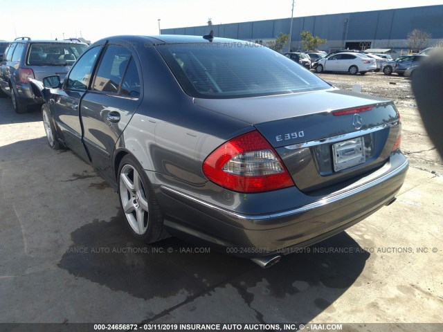 WDBUF56X88B302961 - 2008 MERCEDES-BENZ E 350 GRAY photo 3