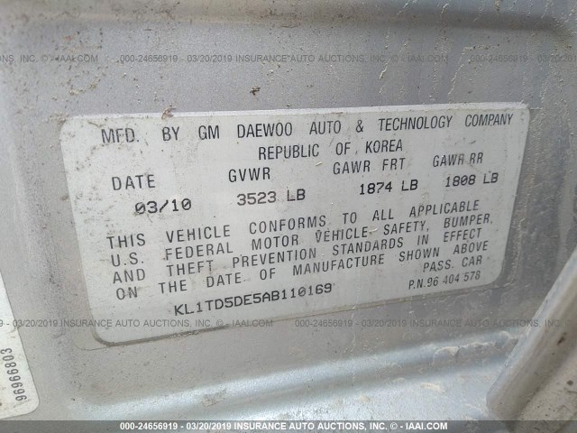 KL1TD5DE5AB110169 - 2010 CHEVROLET AVEO LS/LT SILVER photo 9