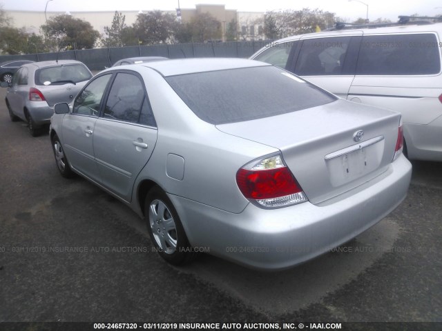 4T1BE32K76U663685 - 2006 TOYOTA CAMRY LE/XLE/SE SILVER photo 3