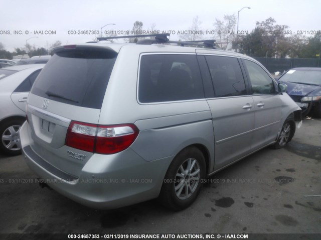 5FNRL38885B042371 - 2005 HONDA ODYSSEY TOURING SILVER photo 4