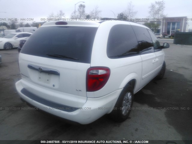 2A4GP44R36R873115 - 2006 CHRYSLER TOWN & COUNTRY LX WHITE photo 4