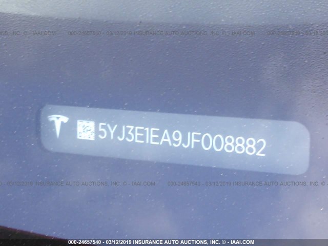 5YJ3E1EA9JF008882 - 2018 TESLA MODEL 3 RED photo 9