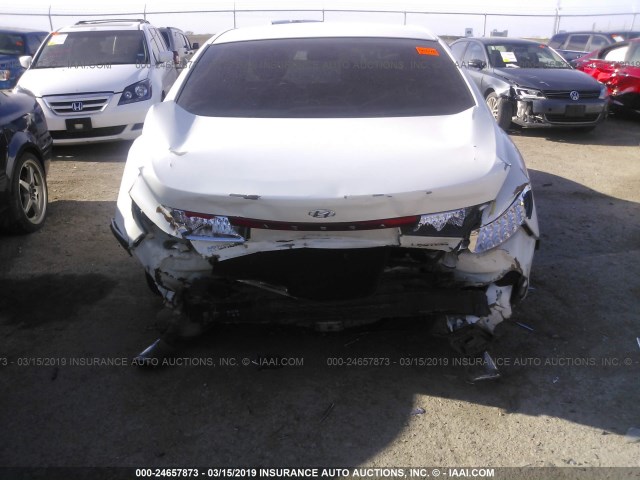 KMHFC46F96A053041 - 2006 HYUNDAI AZERA SE/LIMITED WHITE photo 6