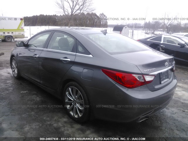 5NPEC4AC9CH385790 - 2012 HYUNDAI SONATA SE/LIMITED GRAY photo 3