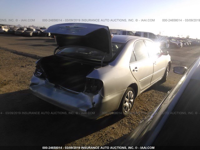 4T1BE32K45U024081 - 2005 TOYOTA CAMRY LE/XLE/SE SILVER photo 4