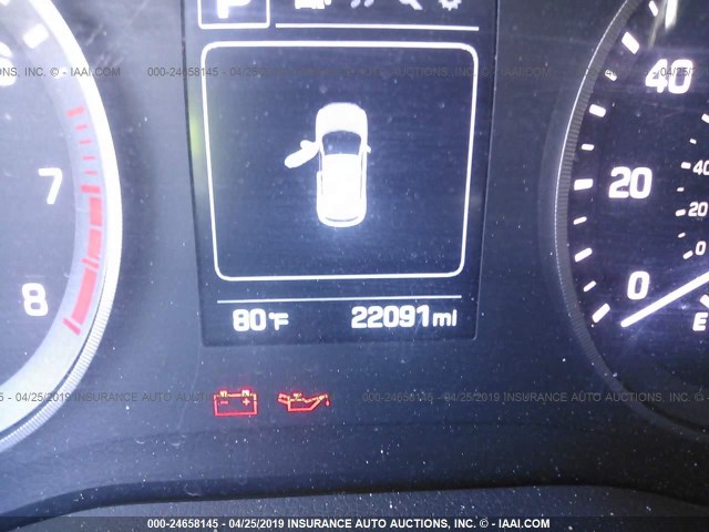 KM8J33A43JU639459 - 2018 HYUNDAI TUCSON LIMITED/SPORT AND ECO/SE SILVER photo 7