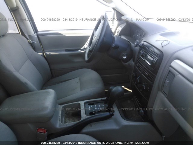 1J4GW48S64C407605 - 2004 JEEP GRAND CHEROKEE LAREDO/COLUMBIA/FREEDOM 白色 照片 5