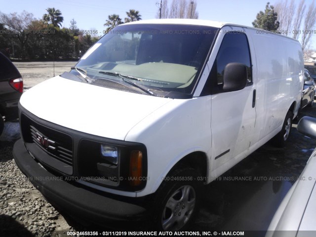 1GTGG25R2X1049234 - 1999 GMC SAVANA G2500 WHITE photo 2