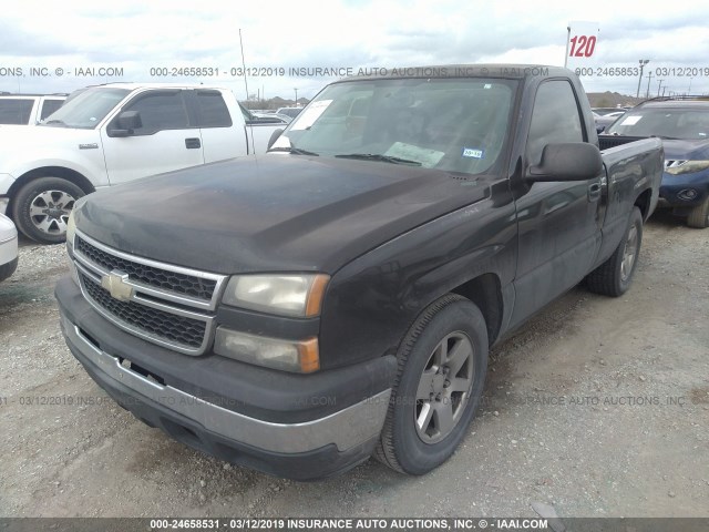 1GCEC14XX7Z192012 - 2007 CHEVROLET SILVERADO C1500 CLASSIC BLACK photo 2