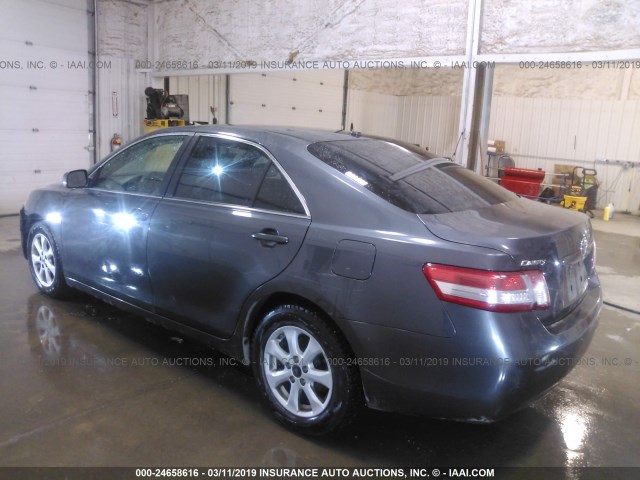 4T1BF3EK7BU223260 - 2011 TOYOTA CAMRY SE/LE/XLE 灰色 照片 3