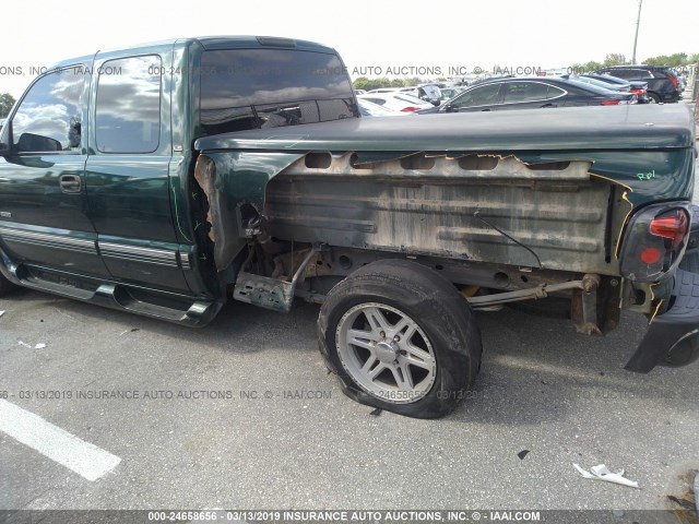 2GCEC19T211205325 - 2001 CHEVROLET SILVERADO C1500 GREEN photo 6