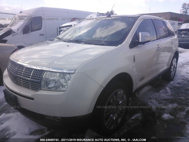 2LMDU88C78BJ26000 - 2008 LINCOLN MKX WHITE photo 2