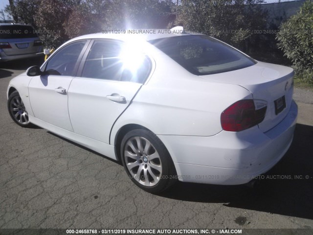 WBAVB33536KS33342 - 2006 BMW 330 I WHITE photo 3