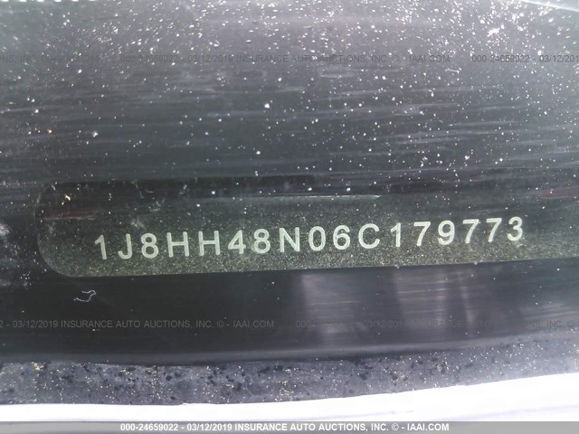 1J8HH48N06C179773 - 2006 JEEP COMMANDER RED photo 9