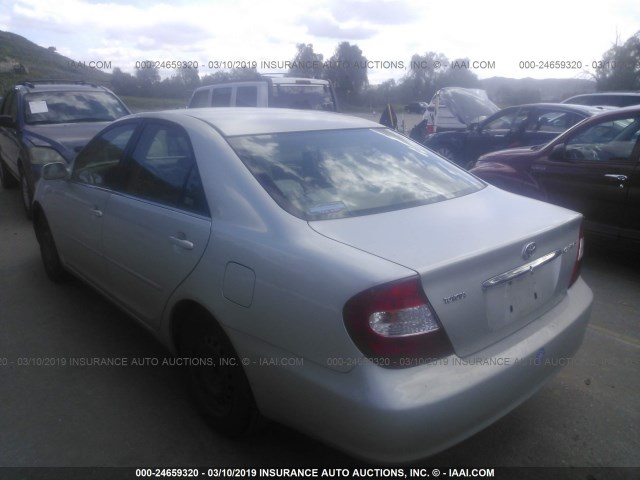 JTDBE32K230237023 - 2003 TOYOTA CAMRY LE/XLE Күміс фото 3