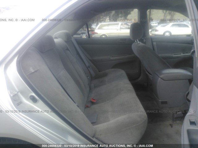 JTDBE32K230237023 - 2003 TOYOTA CAMRY LE/XLE Күміс фото 8