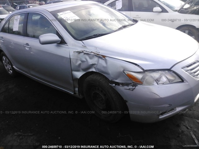 4T1BE46K77U181722 - 2007 TOYOTA CAMRY NEW GENERAT CE/LE/XLE/SE SILVER photo 6