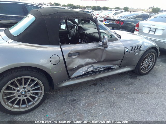 WBACN53431LJ58968 - 2001 BMW Z3 3.0 GRAY photo 6