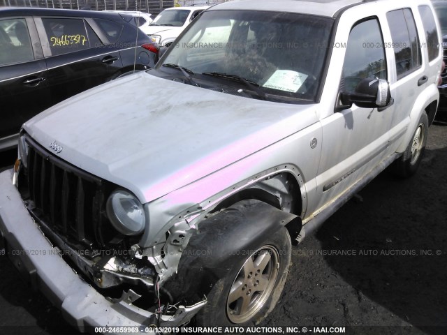 1J4GL38K95W674353 - 2005 JEEP LIBERTY RENEGADE SILVER photo 2
