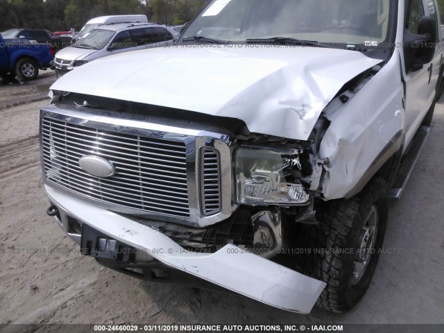 1FTSW21PX6EA14529 - 2006 FORD F250 SUPER DUTY WHITE photo 6