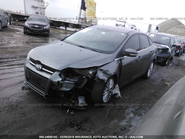 1FADP3J25EL275194 - 2014 FORD FOCUS TITANIUM GRAY photo 2