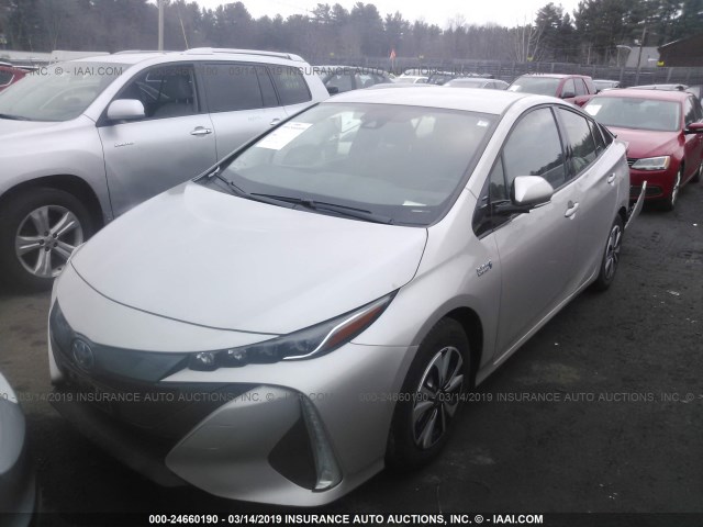 JTDKARFP6H3011027 - 2017 TOYOTA PRIUS PRIME  银色 照片 2