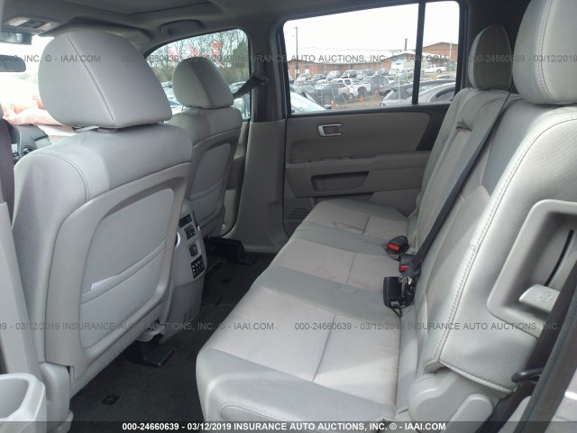 5FNYF3H31FB030622 - 2015 HONDA PILOT SE SILVER photo 8