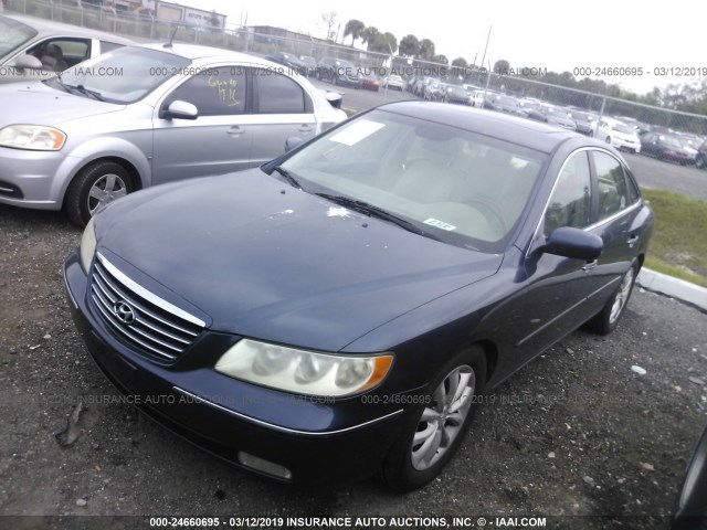 KMHFC46F96A044551 - 2006 HYUNDAI AZERA SE/LIMITED BLUE photo 2