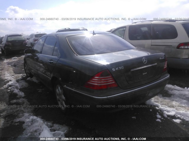 WDBNG83J03A374416 - 2003 MERCEDES-BENZ S GRAY photo 3