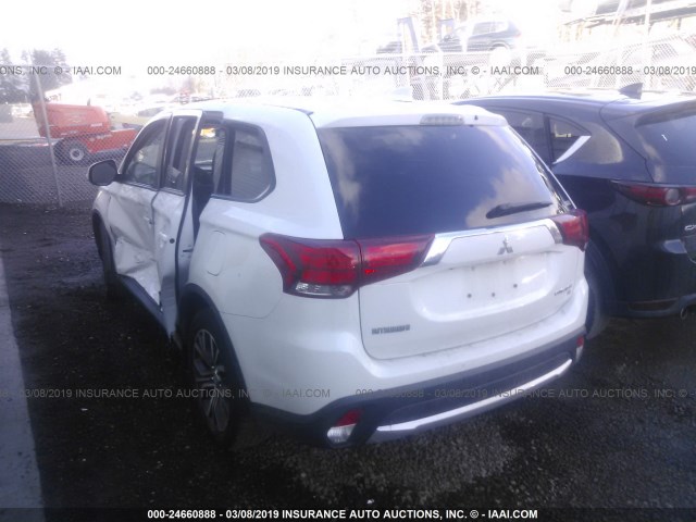 JA4AZ3A33JZ041959 - 2018 MITSUBISHI OUTLANDER SE/SEL WHITE photo 3