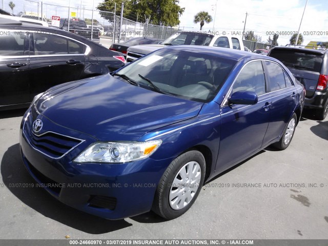 4T1BF3EK8AU557540 - 2010 TOYOTA CAMRY SE/LE/XLE 蓝色 照片 2