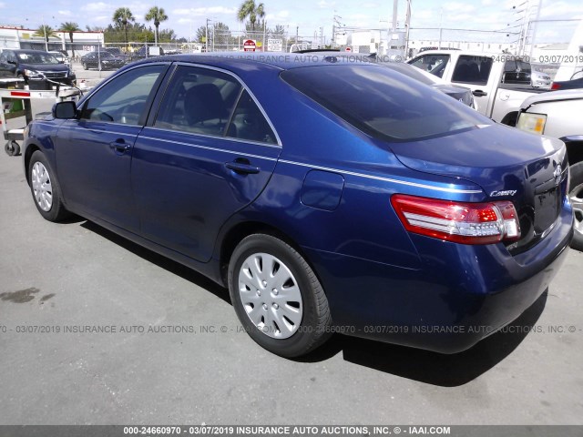 4T1BF3EK8AU557540 - 2010 TOYOTA CAMRY SE/LE/XLE 蓝色 照片 3