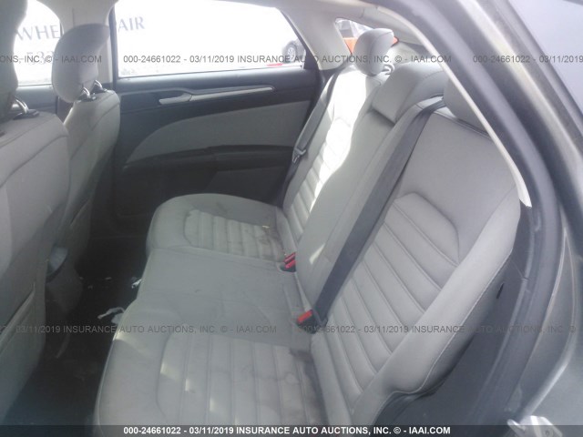 1FA6P0G75E5385029 - 2014 FORD FUSION S GRAY photo 8