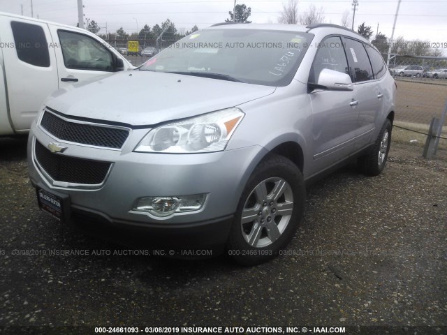 1GNKRGED5CJ181427 - 2012 CHEVROLET TRAVERSE LT GRAY photo 2