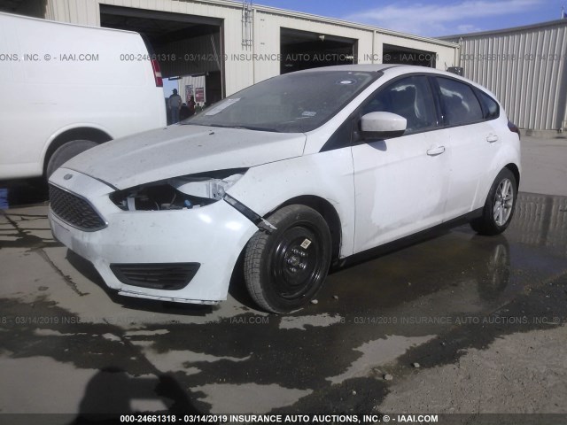 1FADP3K28JL222806 - 2018 FORD FOCUS SE Սպիտակ լուսանկար 2