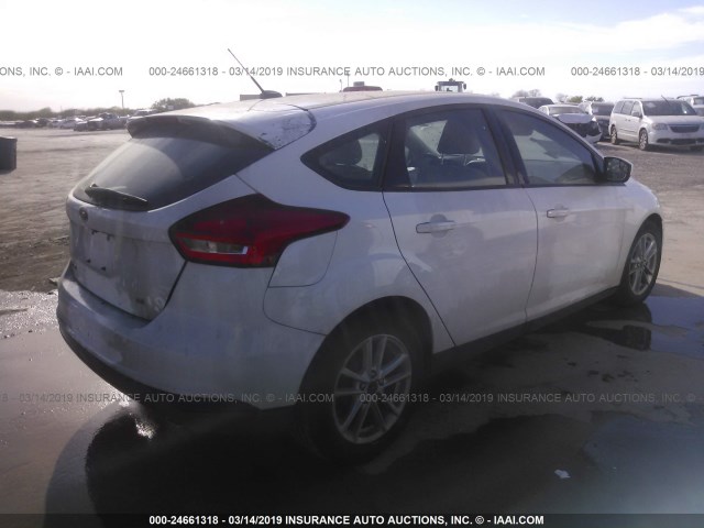 1FADP3K28JL222806 - 2018 FORD FOCUS SE Սպիտակ լուսանկար 4