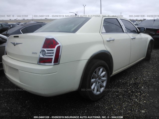 2C3KA43R98H260397 - 2008 CHRYSLER 300 LX WHITE photo 4