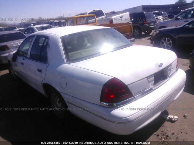 2FAFP74W73X215030 - 2003 FORD CROWN VICTORIA LX WHITE photo 3