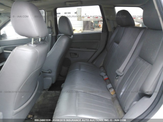 1J4HR48N85C560817 - 2005 JEEP GRAND CHEROKEE LAREDO/COLUMBIA/FREEDOM 银色 照片 8