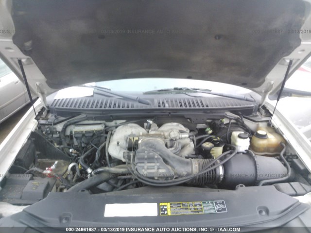 5LMFU28R84LJ30425 - 2004 LINCOLN NAVIGATOR SILVER photo 10