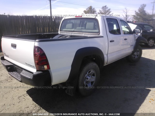 5TFJX4GN2DX026489 - 2013 TOYOTA TACOMA DOUBLE CAB 白色 照片 4