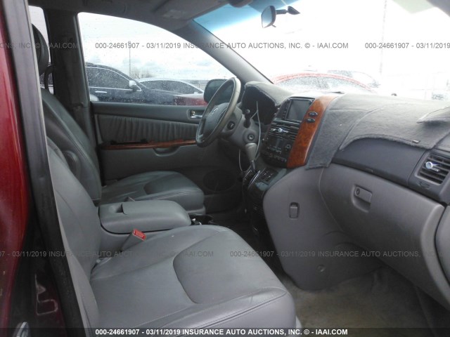 5TDZK22CX9S262994 - 2009 TOYOTA SIENNA XLE/XLE LIMITED RED photo 5