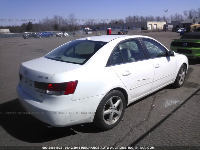 5NPEU46FX7H265907 - 2007 HYUNDAI SONATA SE/LIMITED WHITE photo 4